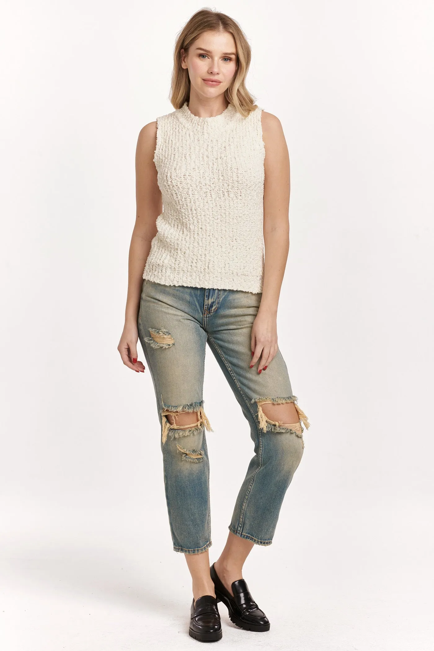 COSETTE CREW NECK SLEEVELESS SWEATER TANK CREAM